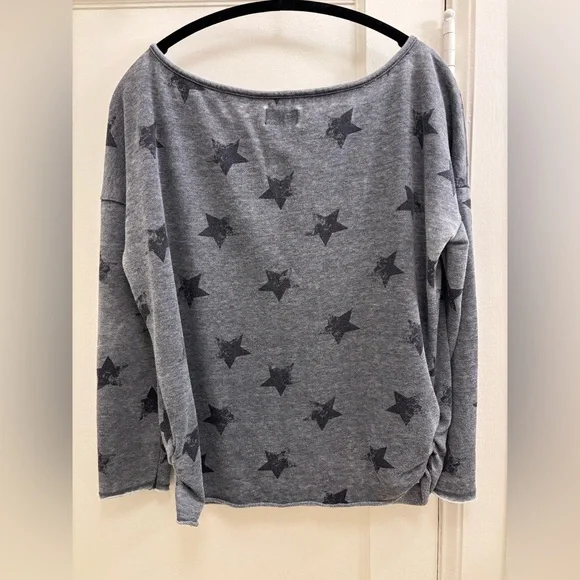 Only Gray Star Pattern Sweatshirt - Picture 2 of 4